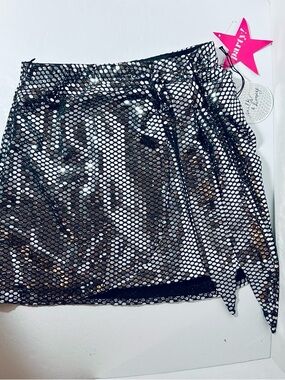 Milk & Honey Party Mesh Sequin Mini Skirt Silver Sz M New w Tag Waist 26” L 16”